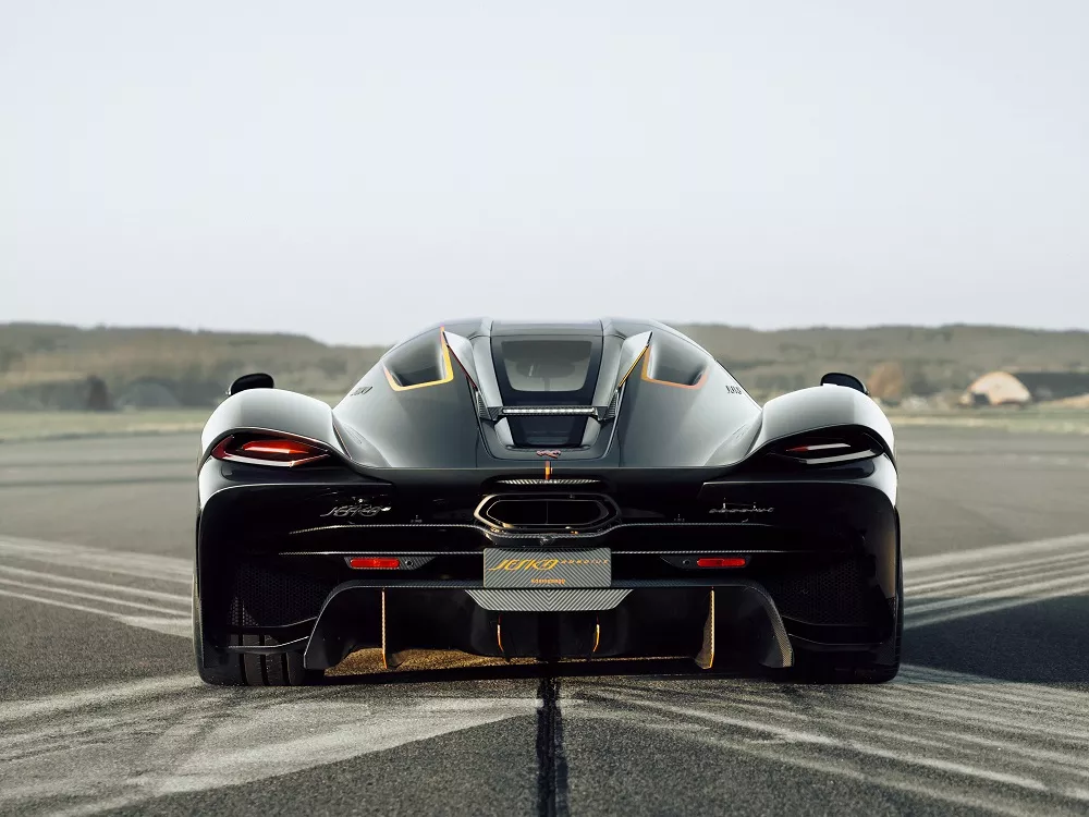 "För att bli leverantör till Koenigsegg måste du vara ett superproffs på det du gör."
