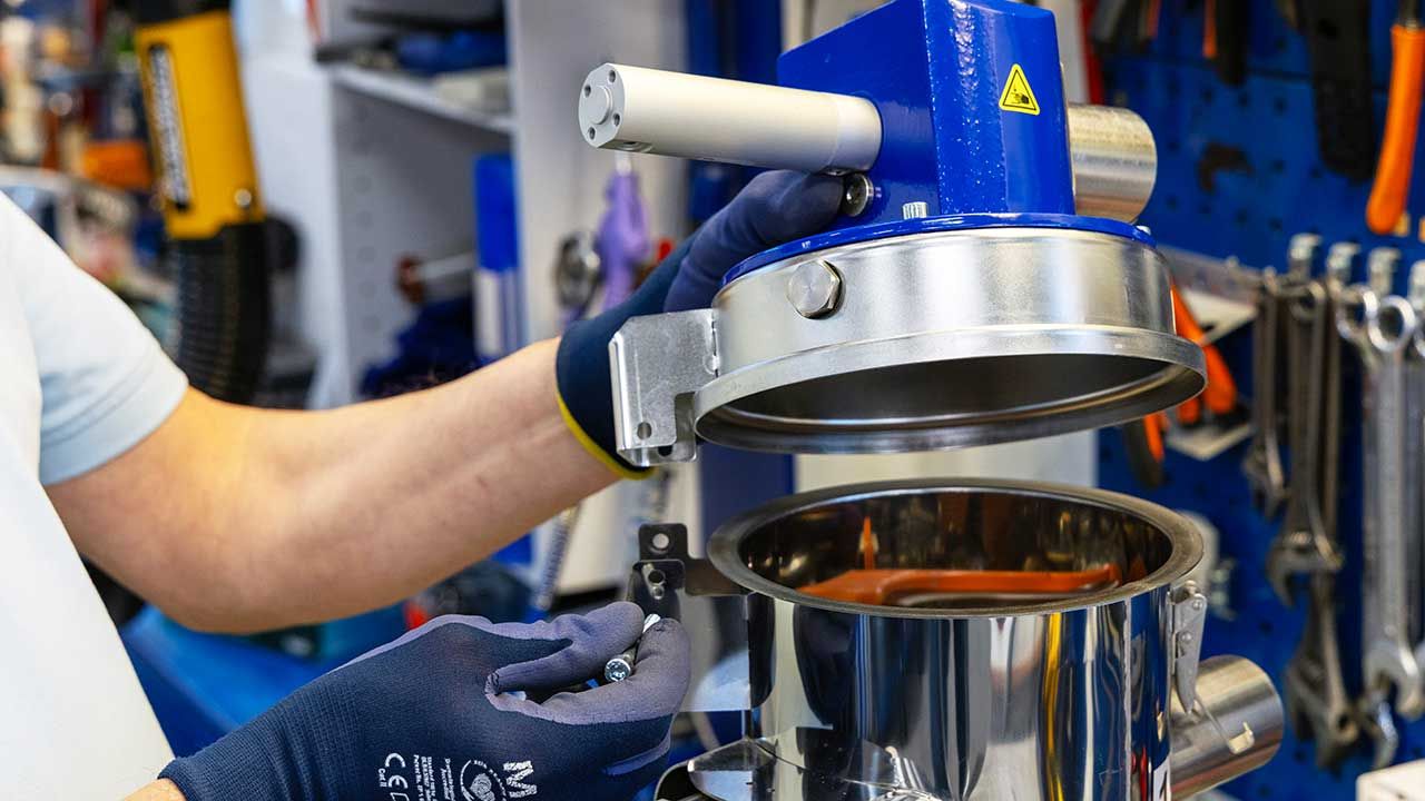 Helhetsleverantör till plast- och processindustrin