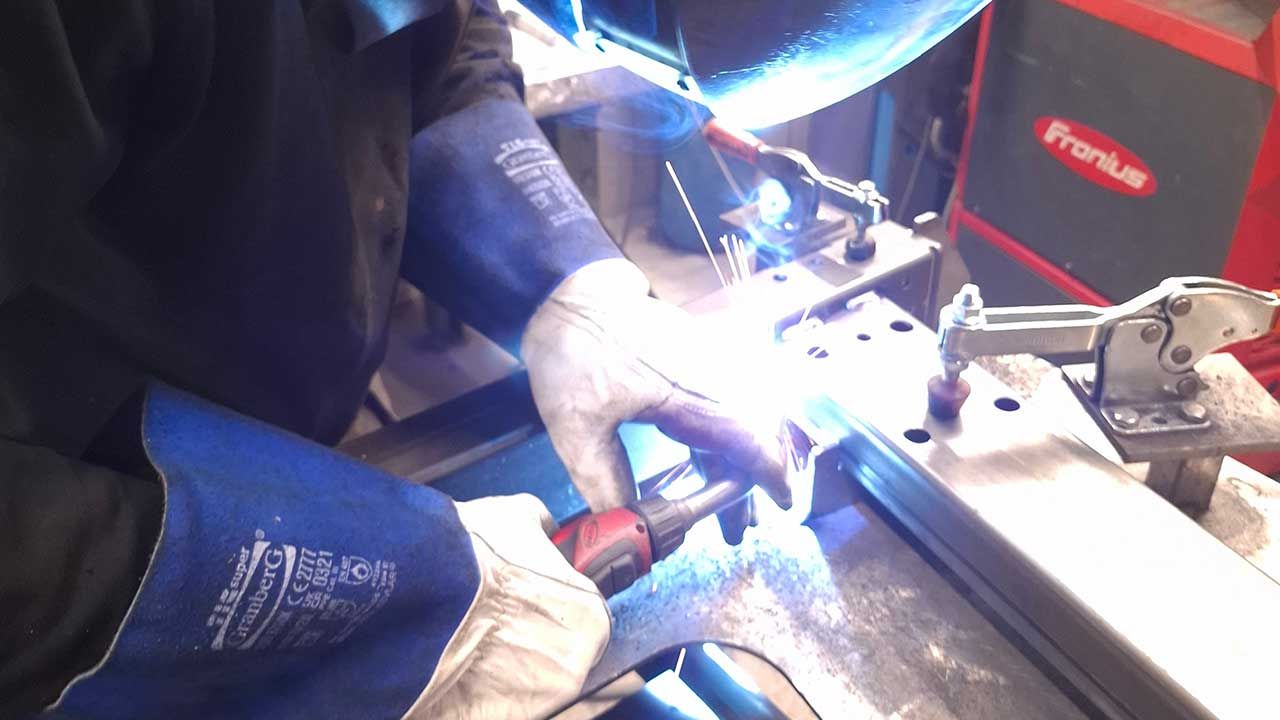 Komplett kvalitativ tillverkning sedan 1979