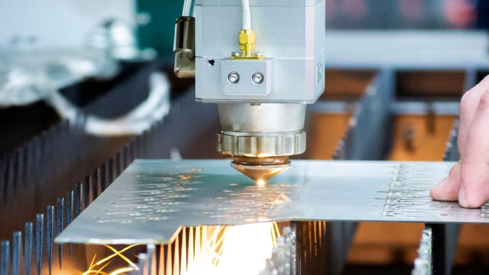 Laserskärning i Världsklass – Rörlaser, Planlaser & Robotsvetsning